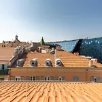 Homelivia, Attic Room -Mansarde Sous Les Toits De Nice