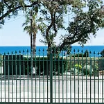 Bright Cocoon In Sainte-Maxime - Close To The Sea