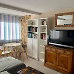 Appartement Centre-Ville Du Lavandou 350 M De La Plage