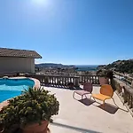 Maison Nicoise, Jardin, Piscine, Parking Double
