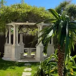 Location De Chambre Villa Les Allamandas
