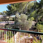 Coquet Appartement Avec Piscine A 200M De La Plage