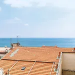 904 - Rooftop In City Center, Beach 100M Away