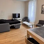 Hype-Center Balcony 3Br Ac Near Tram For6 Guests