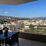 Azura - Appartement Climatise 2 Chambres Terrasse Vue Mer Avec Parking Prive Gratuit