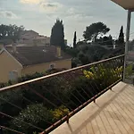 T2 Colore Proche Mer Terrasse Parking