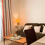 The Cosy Nest 2 Bedrooms Apatment