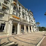Winter Palace - Parking - Centre - Calme