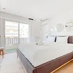 Beautiful Apartment Close To Beaches And Palaces