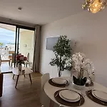 Un Studio De Charme Vue Mer & Piscine D'Exception