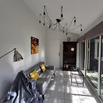 Maison Independante Avec Piscine Privative Pres De La Mer