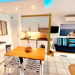 Dans Un Cadre D'Exception, Vue Mer Panoramique A Agay Cote D'Azur, Village Vacances Cap Esterel, T2 Avec Jardin, Golf, Climatisation, Wifi, 5 Piscines