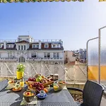 Fleurs 22 - City Center - Modern W Terrace