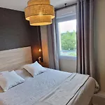 Appartement 2 Pieces Cosy 20 Min A Pied De La Plage