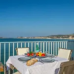 Apartment La Kamarina By Interhome