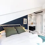 Deroulede - Superb Studio Suite W Ac Downtown
