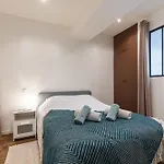 Mari 71 - Unique Apt Near Sea