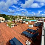 3 Pieces Neuf Piscine Debordement En Rooftop