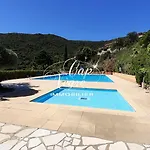 Appartement 4 Personnes Vue Mer, Residence Avec Piscine A Pramousquier