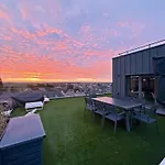Luxurious Rooftop - 10Mins From Rennes