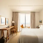 Les Roches Rouges, A Beaumier Hotel