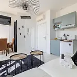 Private - Small Studio For Two At 5 Minutes From Croisette