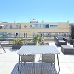 Deux Pieces Terrasse Sous Les Etoiles