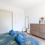 Malte-Entree Cap D'Antibes, Perle Tout Confort - Rare