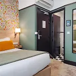 Hotel De France, Un Hotel Ammi