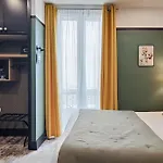 Hotel De France, Un Hotel Ammi