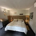 Home Cassis - Maison Les Calanques - Piscine Chauffee