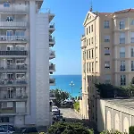 #26 Idealy Located Flat Ac 2Mins Walk To Sea Balcony