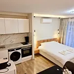 Studio Juan Les Pins See View