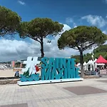 Le Palais De La Mer