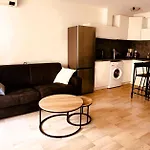 Studio Spacieux Avec Terrasse, A 150M De La Plage