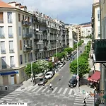 Charmant Appartement Au Centre De Nice