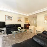 Apartement In Residence Croisette Azur
