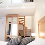 Modern Charme