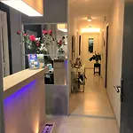 Hotel Monet