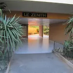 Happy Few Le Zenith