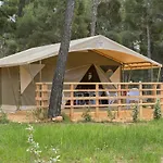 Camping Les Dauphins