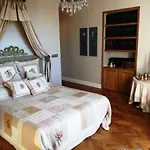 Charming 2 Bedroom Apt In Central Cannes Walking Distance To Beaches Croisette And The Palais 678