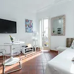 A Lovely Split Level Townhouse In The Heart Of Cannes Next To The Marche Forville And The Palais 1749