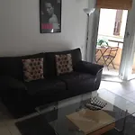 Lovely One Bedroom Apartment With Balcony & Wifi Just Minutes Walk From Palais And Cannes Beaches 109
