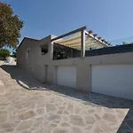 Villa 612