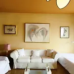 Park & Sea View Apartment Nice