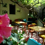 Hotel L'Atmosphere