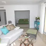 Stunning Three Bedroom Apartment On Seafront In Cannes With Panoramic Sea Views 399