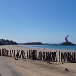 Le Surcouf, Intra-Muros