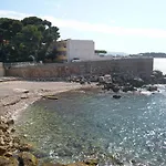 Apartment Residence Rene Cros I